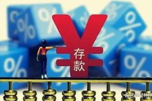 获胜功臣！赛斯-库里11中7高效拿到18分